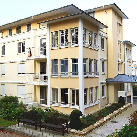 Charlotte Apartament